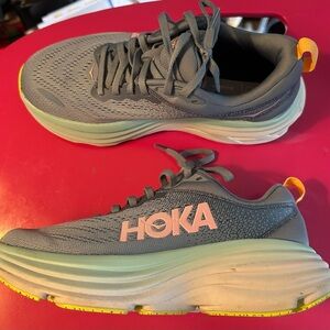 Home Bondi 8 Women’s sneakers, size 6 Wide